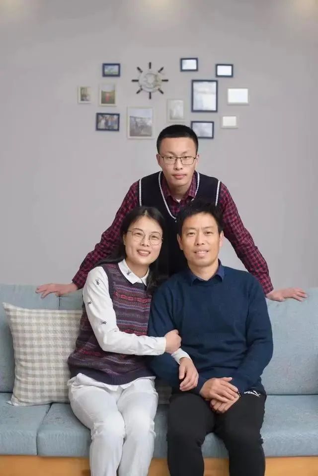 5ea6e714095e7d54c485856cececad1f.jpeg